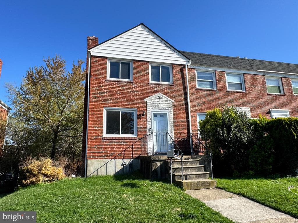 1323 Dalton Road photo 1