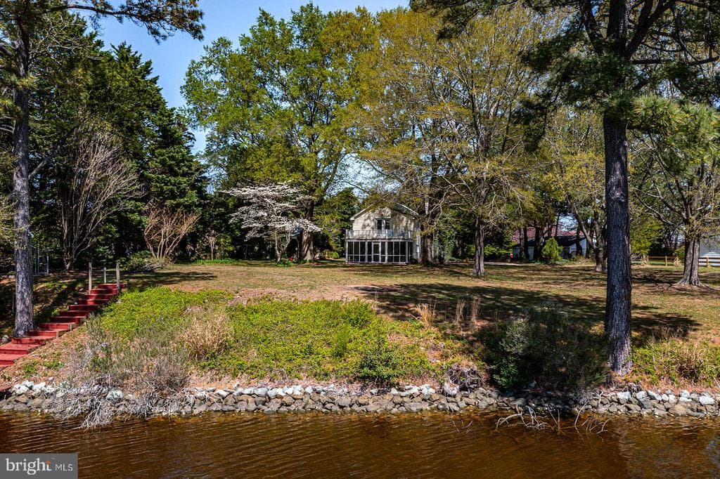 655 Sweet Hall Road photo 1