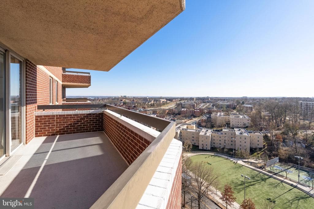 1276 N Wayne Street #1030 photo 1