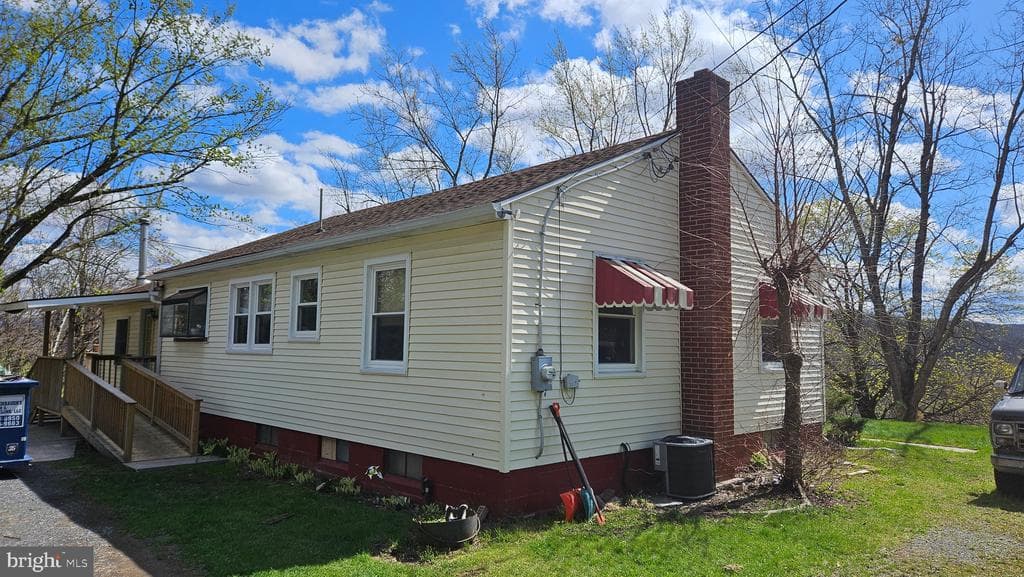 10251 Swains Hill Road photo 1