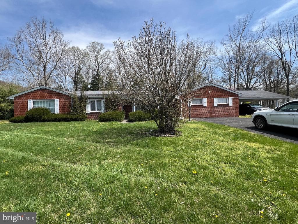 201 Hill Creek Road photo 1