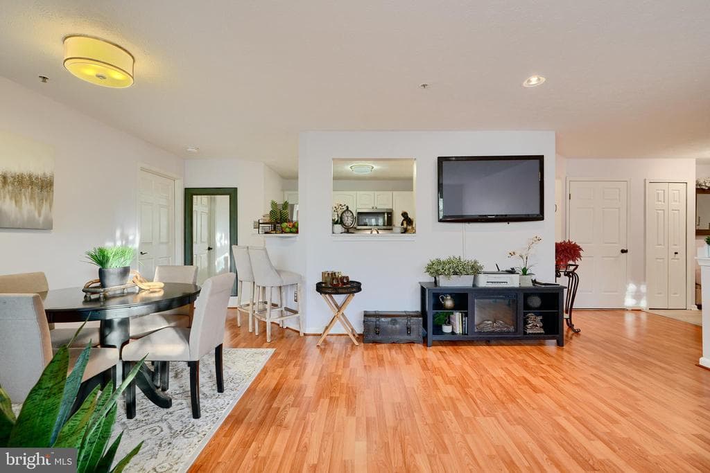 3031 Hunting Ridge Drive #3031 photo 1