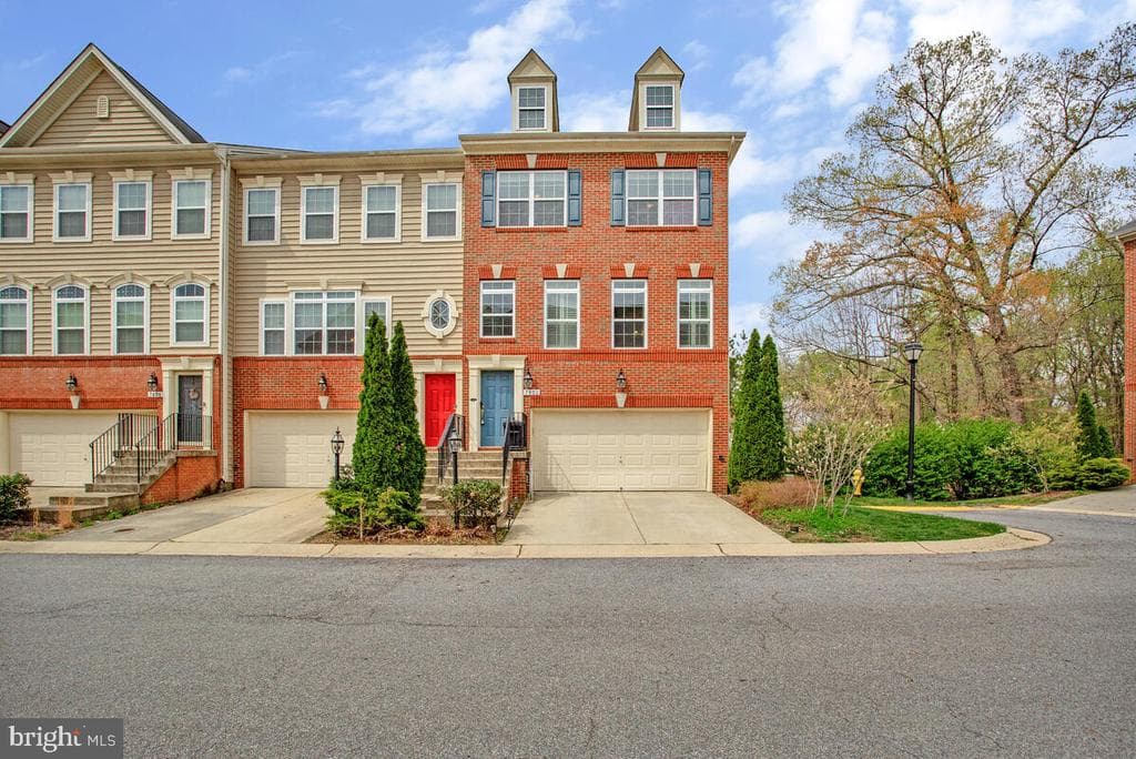 7802 Sunhaven Way photo 1