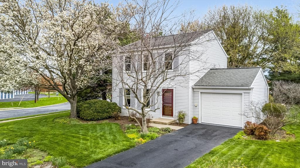 465 Sturbridge Drive photo 1