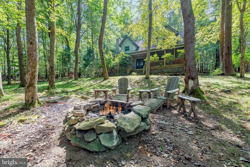 36 Ridgewood Drive photo 1