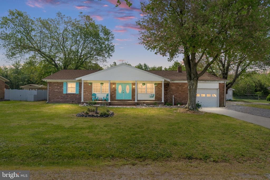 79 Darl Circle photo 1
