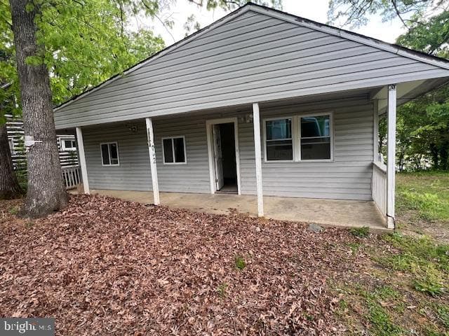 18504 Triangle Street photo 1