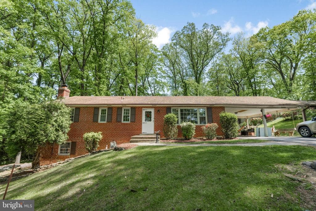2919 Rosemary Lane photo 1