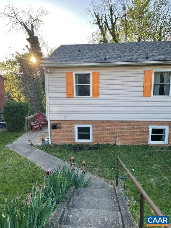 815 Ridge St photo 1