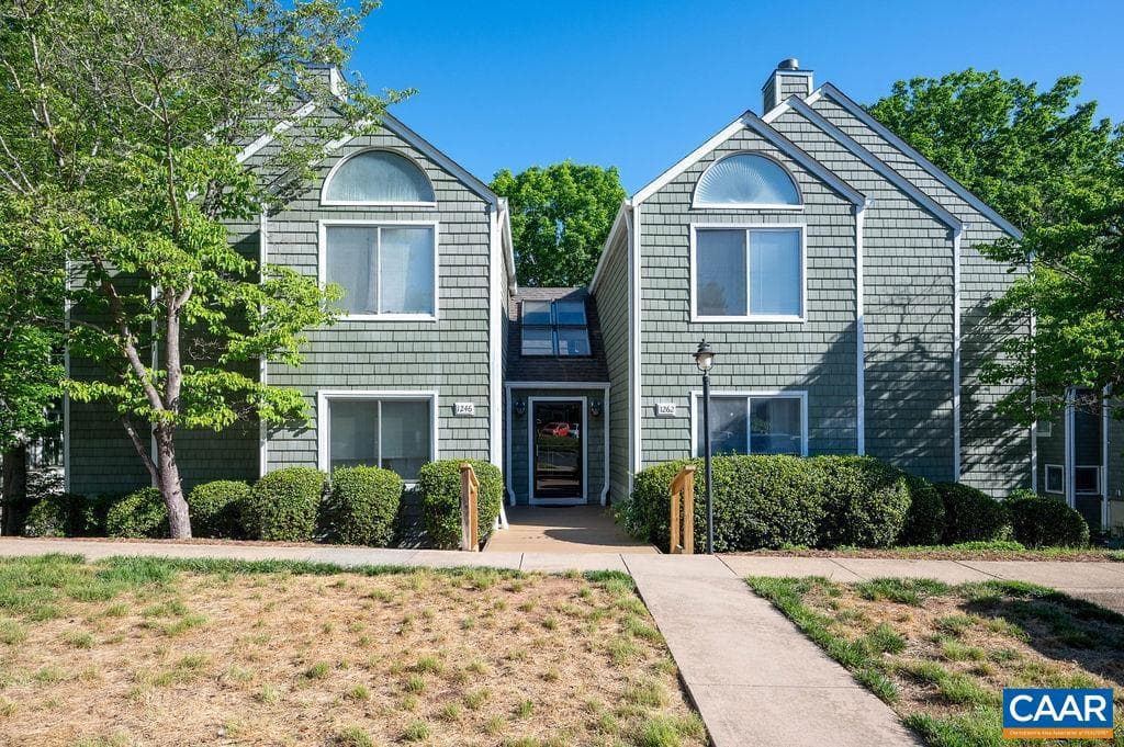 1258 Clifden Greene #unit 7 photo 1