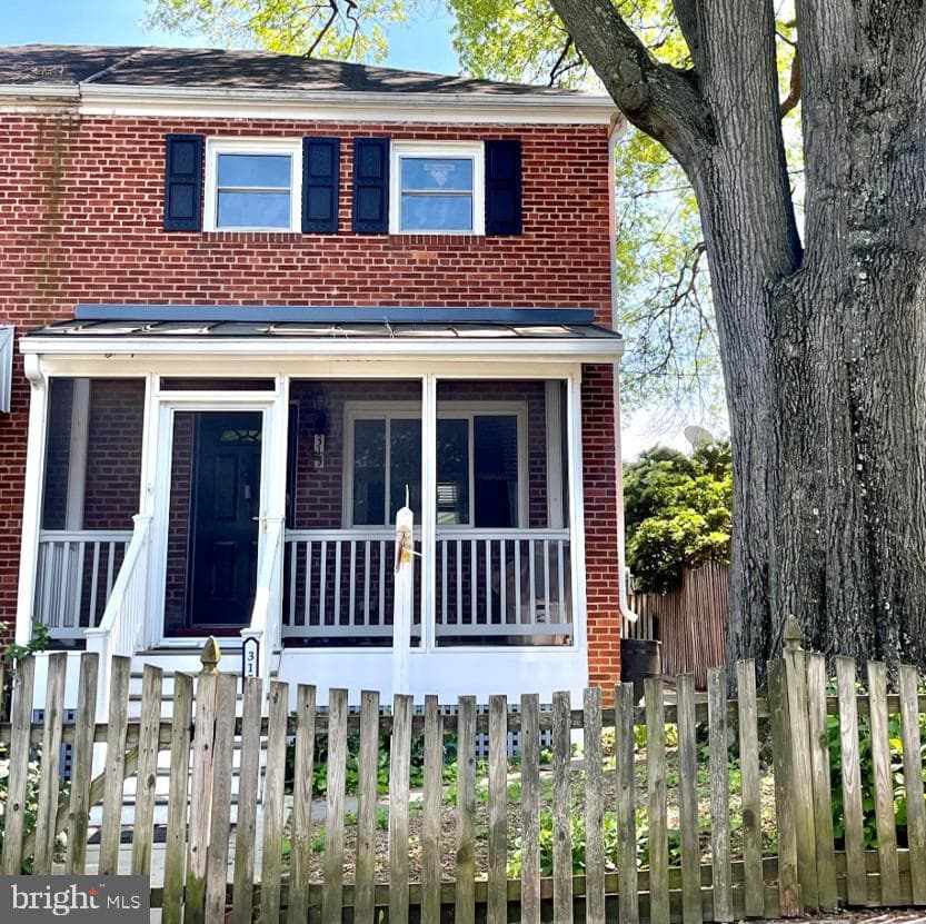 315 E Raymond Avenue photo 1