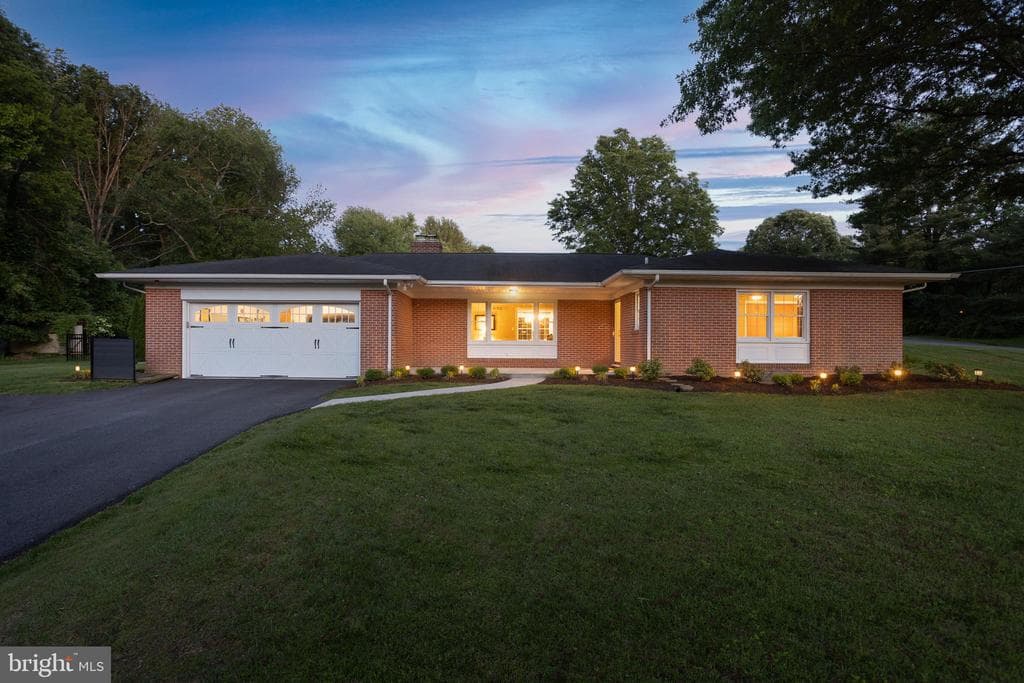 3101 Whitefield Road photo 1
