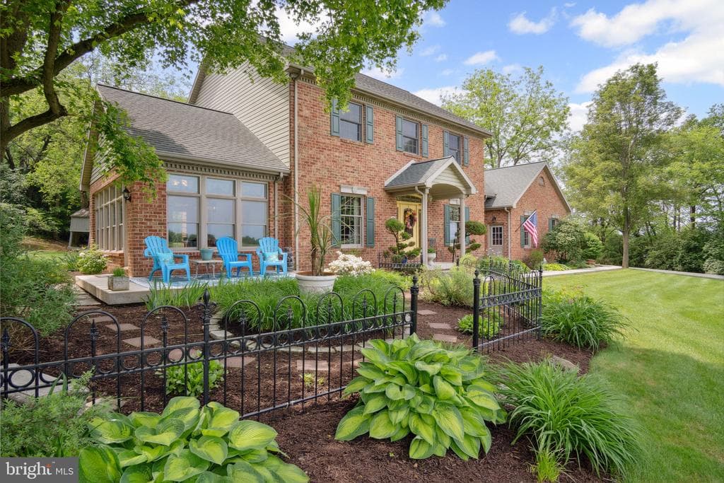 700 Remington Drive photo 1
