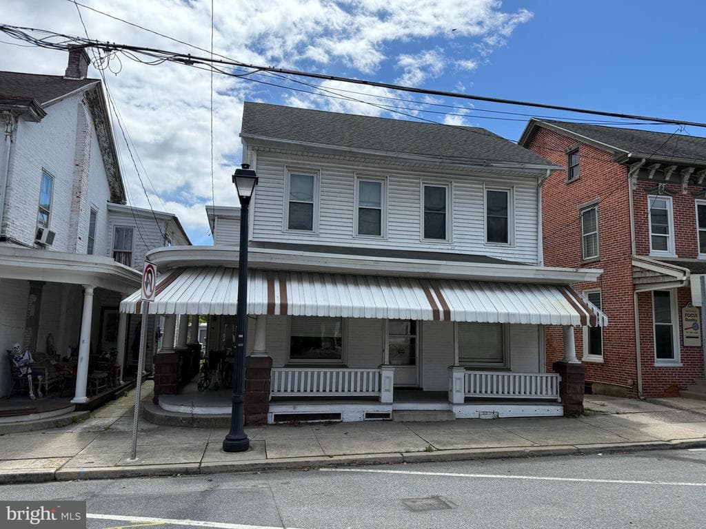 350 Main Street photo 1