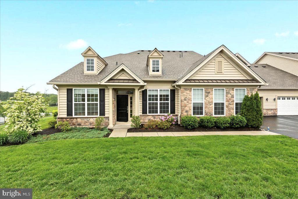 3354 Bushwood Drive photo 1