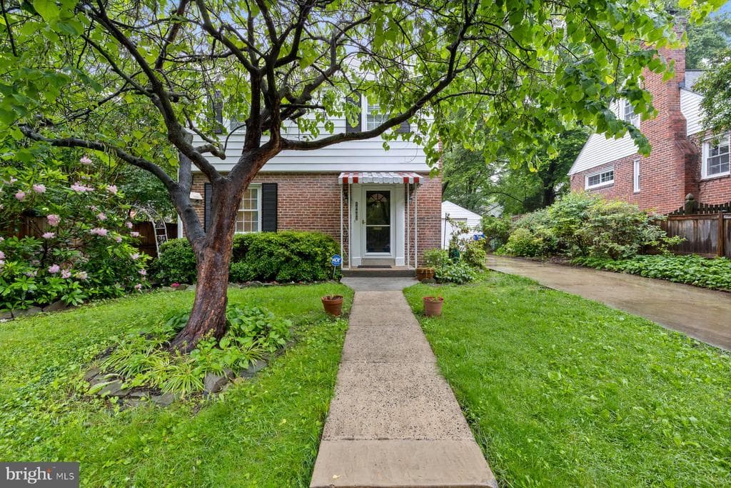 10402 Hayes Avenue photo 1