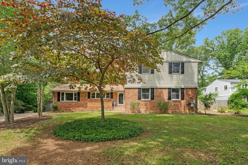 10108 Glenmere Road photo 1