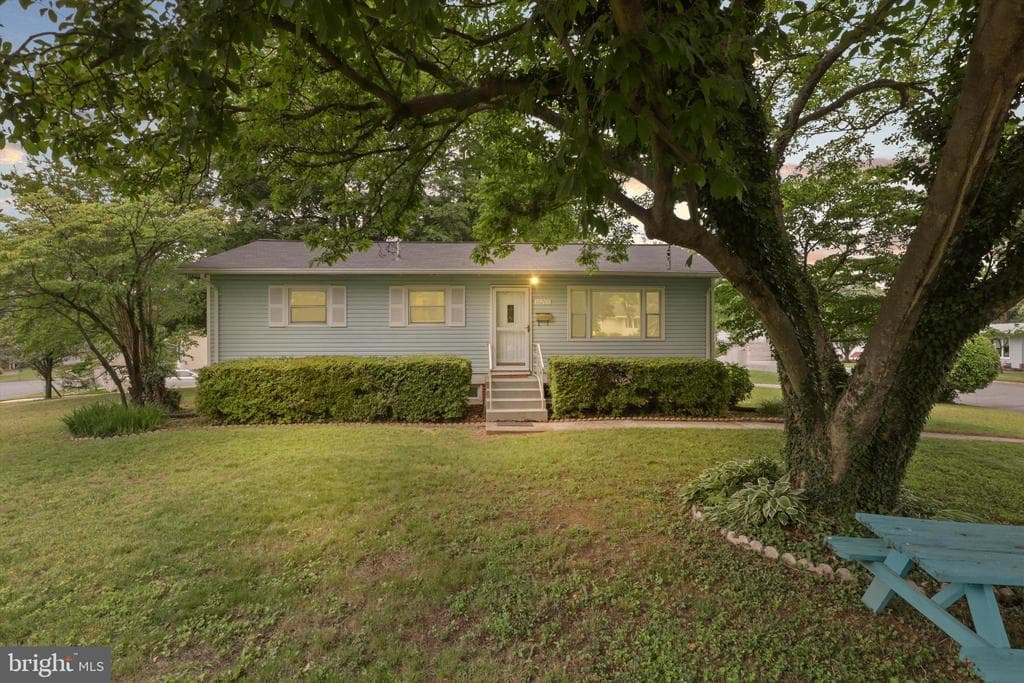 10205 Rodgers Road photo 1