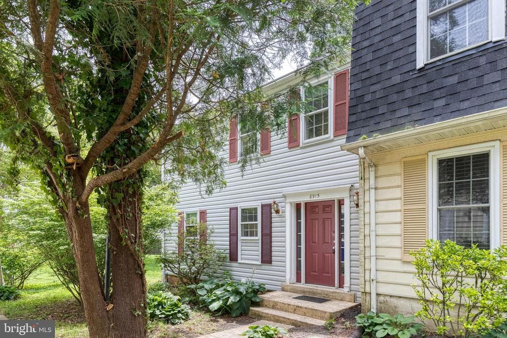 8915 Blade Green Lane photo 1