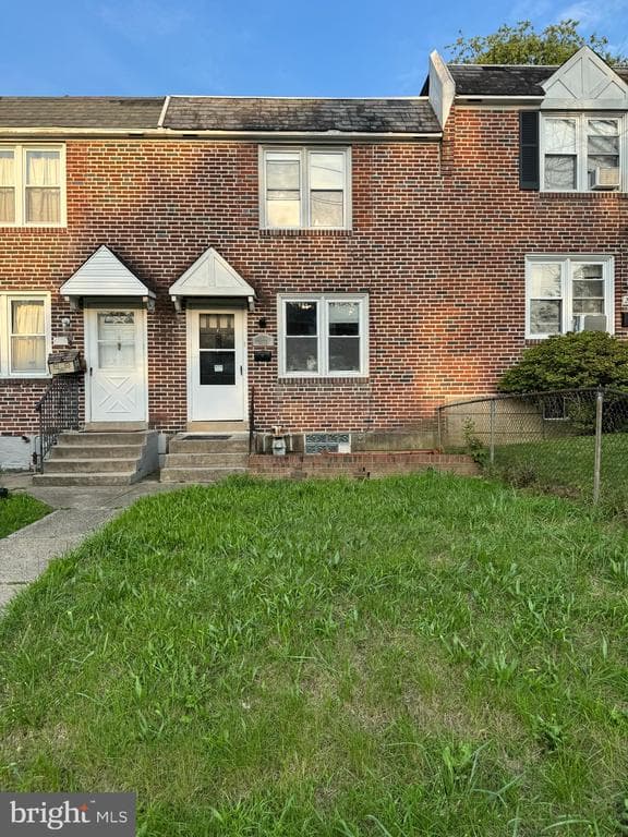 253 W 21st Street photo 1
