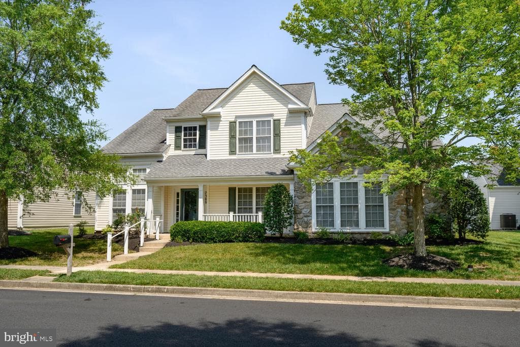 7389 Karen Avenue photo 1