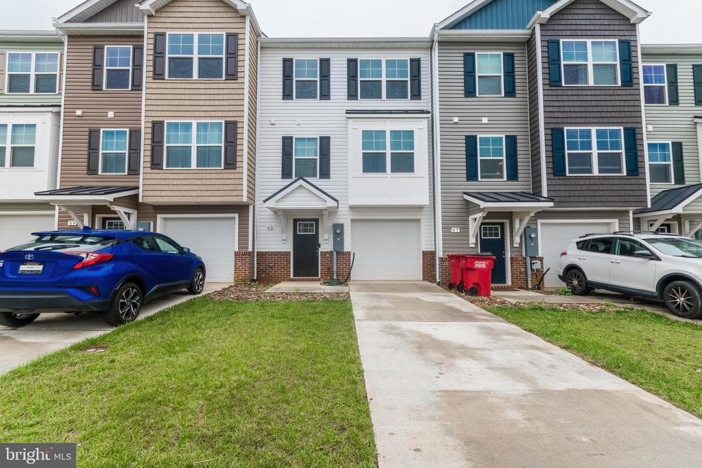 63 Olga Dr photo 1