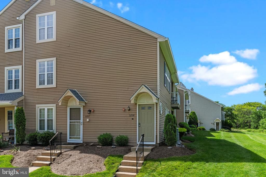 3208 Society Place photo 1