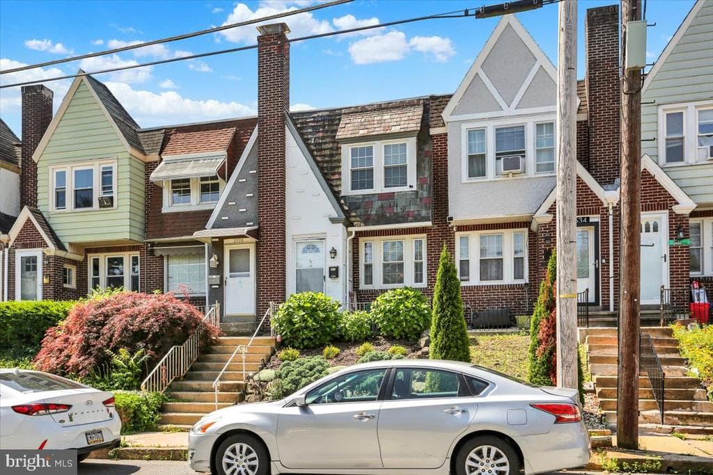 2536 Grant Street photo 1