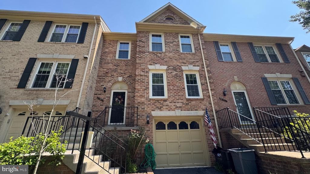 7709 Gromwell Court photo 1