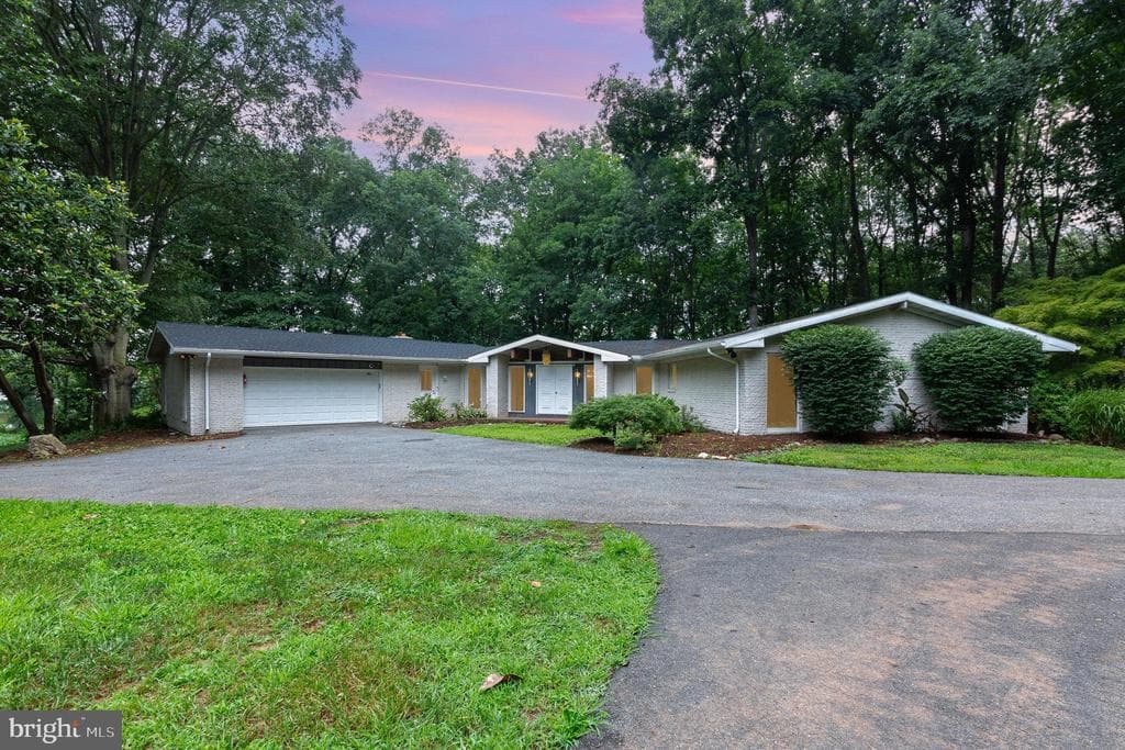 2837 Conowingo Road photo 1