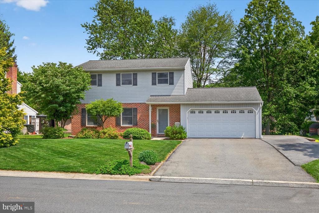 33 Cardinal Drive photo 1