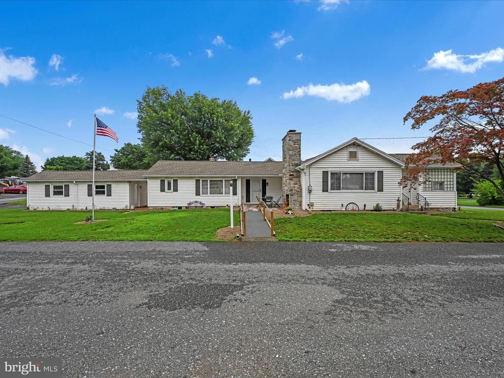 345 Florin Avenue photo 1