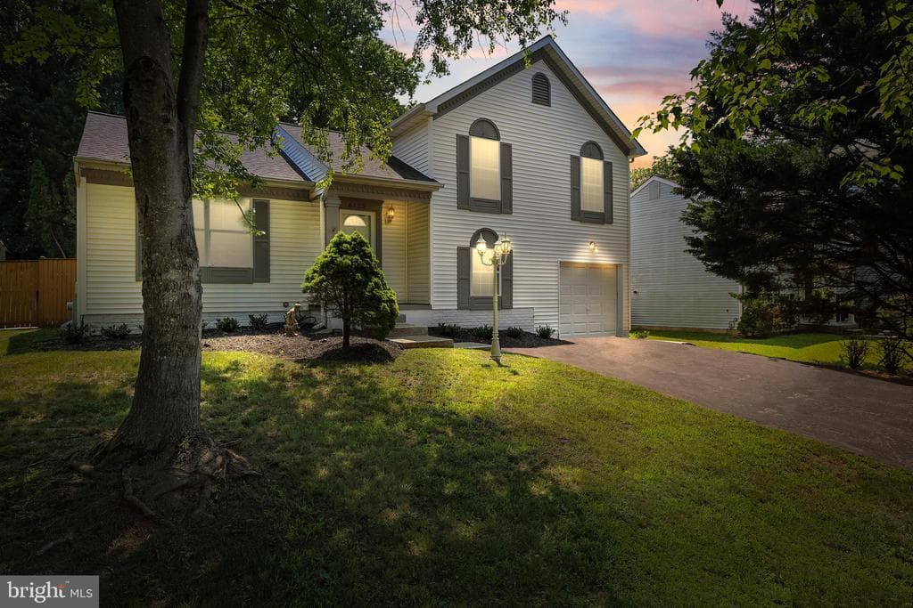 6135 Rainbow Drive photo 1