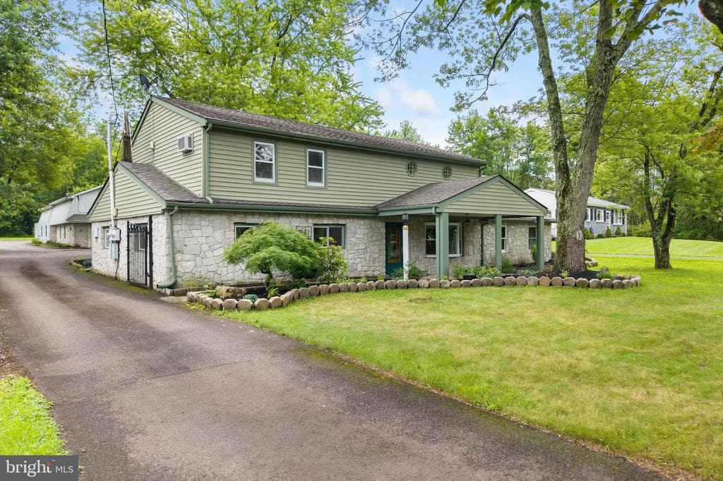 2965 Upper Ridge Road photo 1