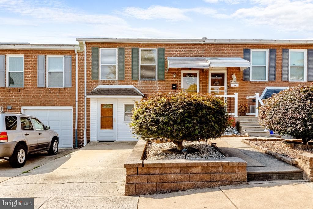 4229 Chalfont Place photo 1