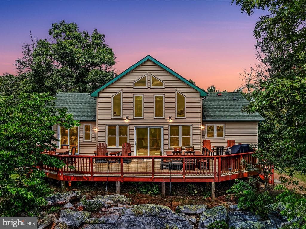 1701 Sparrow Hill Road photo 1