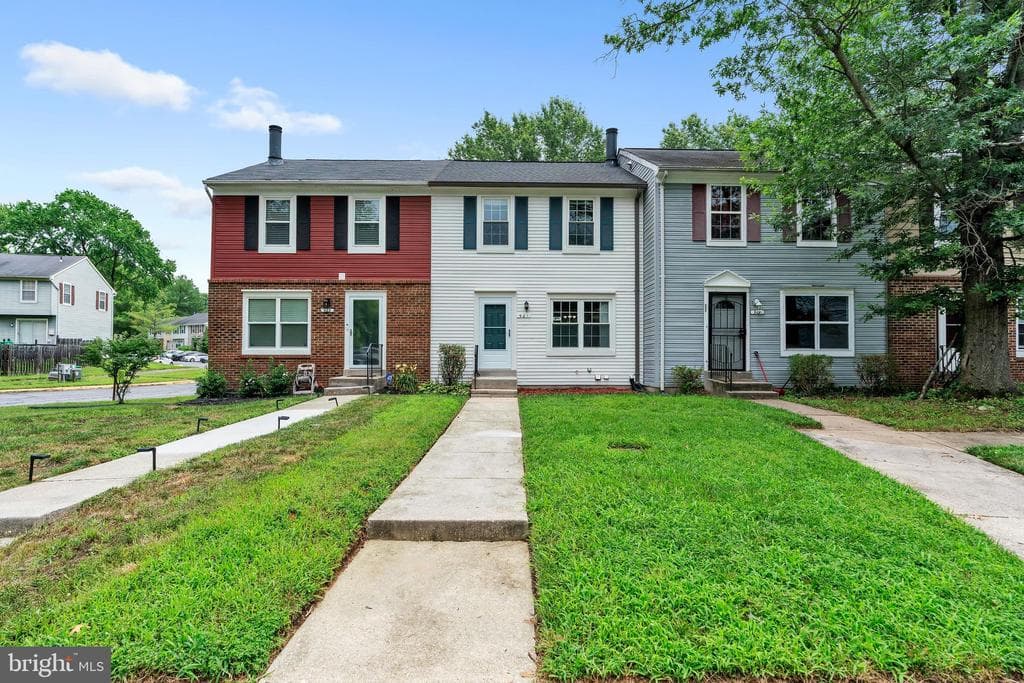 921 Saint Michaels Drive photo 1