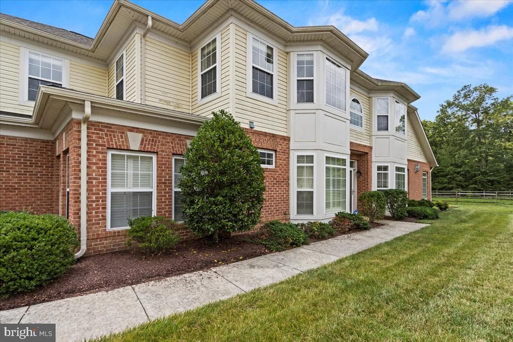 10469 Starlight Place photo 1