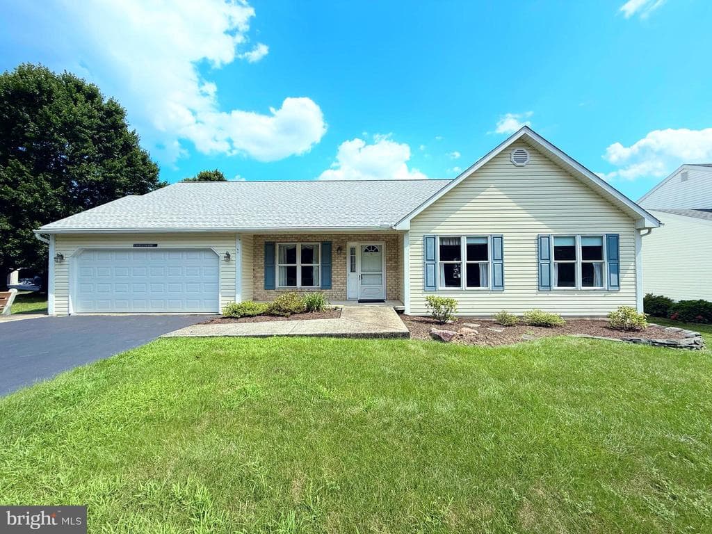 4160 Hunters Run Boulevard photo 1
