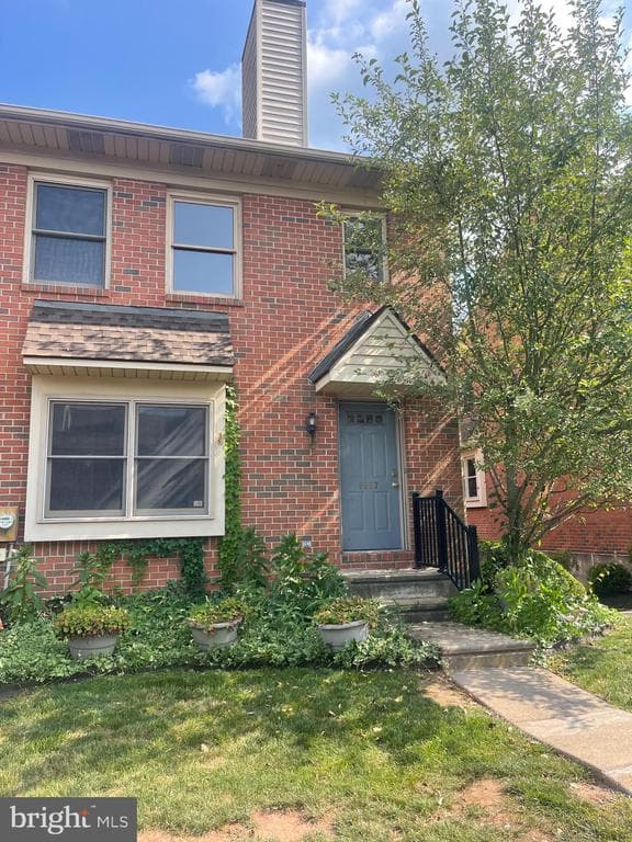 3927 Seneca Court photo 1