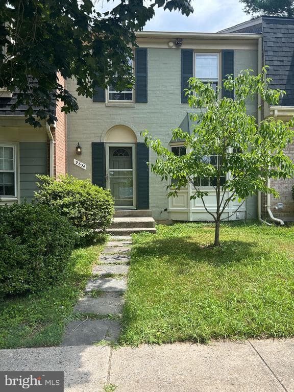 9834 Maple Leaf Drive photo 1