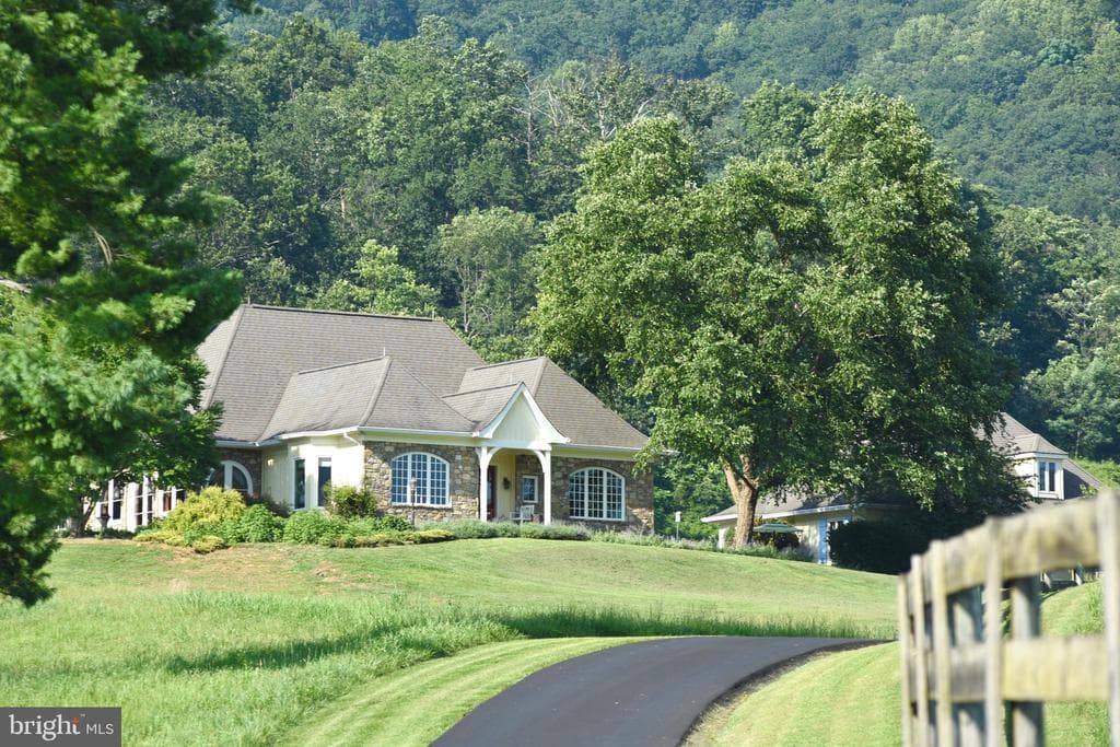 474 Gid Brown Hollow Road photo 1