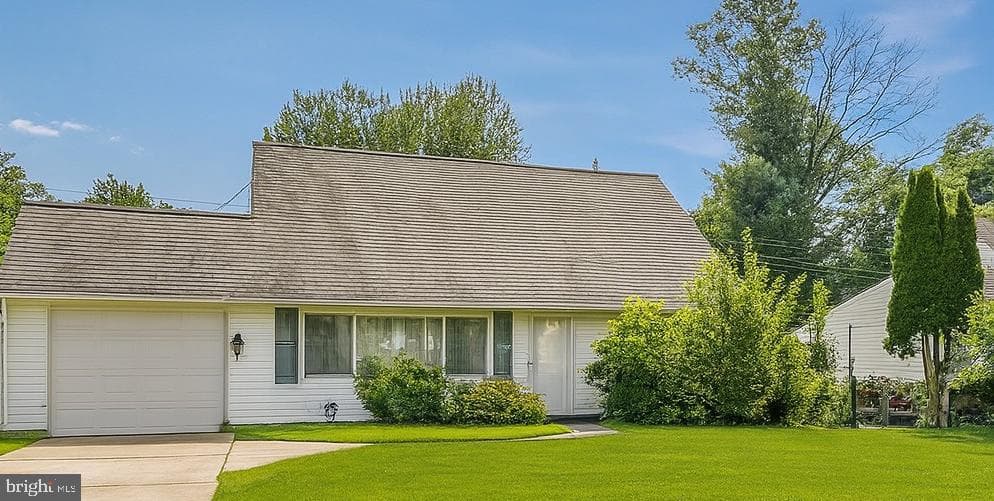 218 Plumbridge Drive photo 1