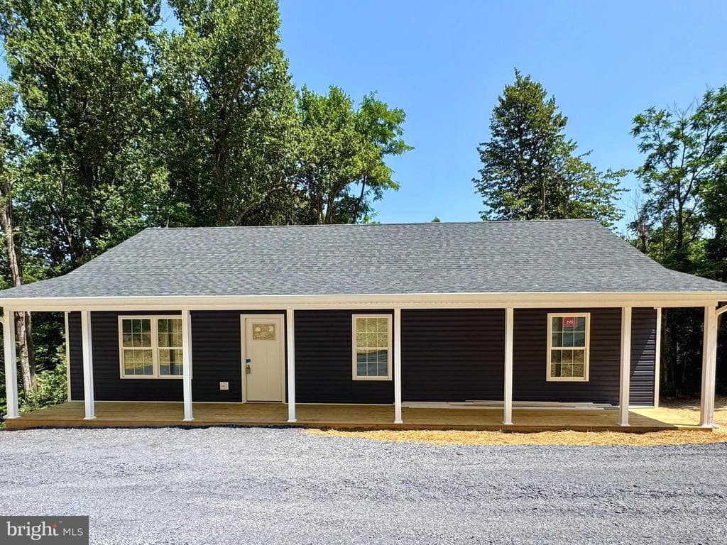 118 Forest Dr photo 1