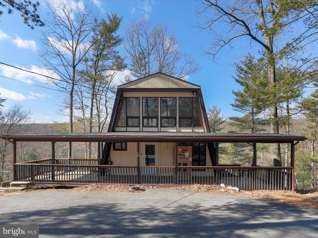 85 Audubon Road photo 1