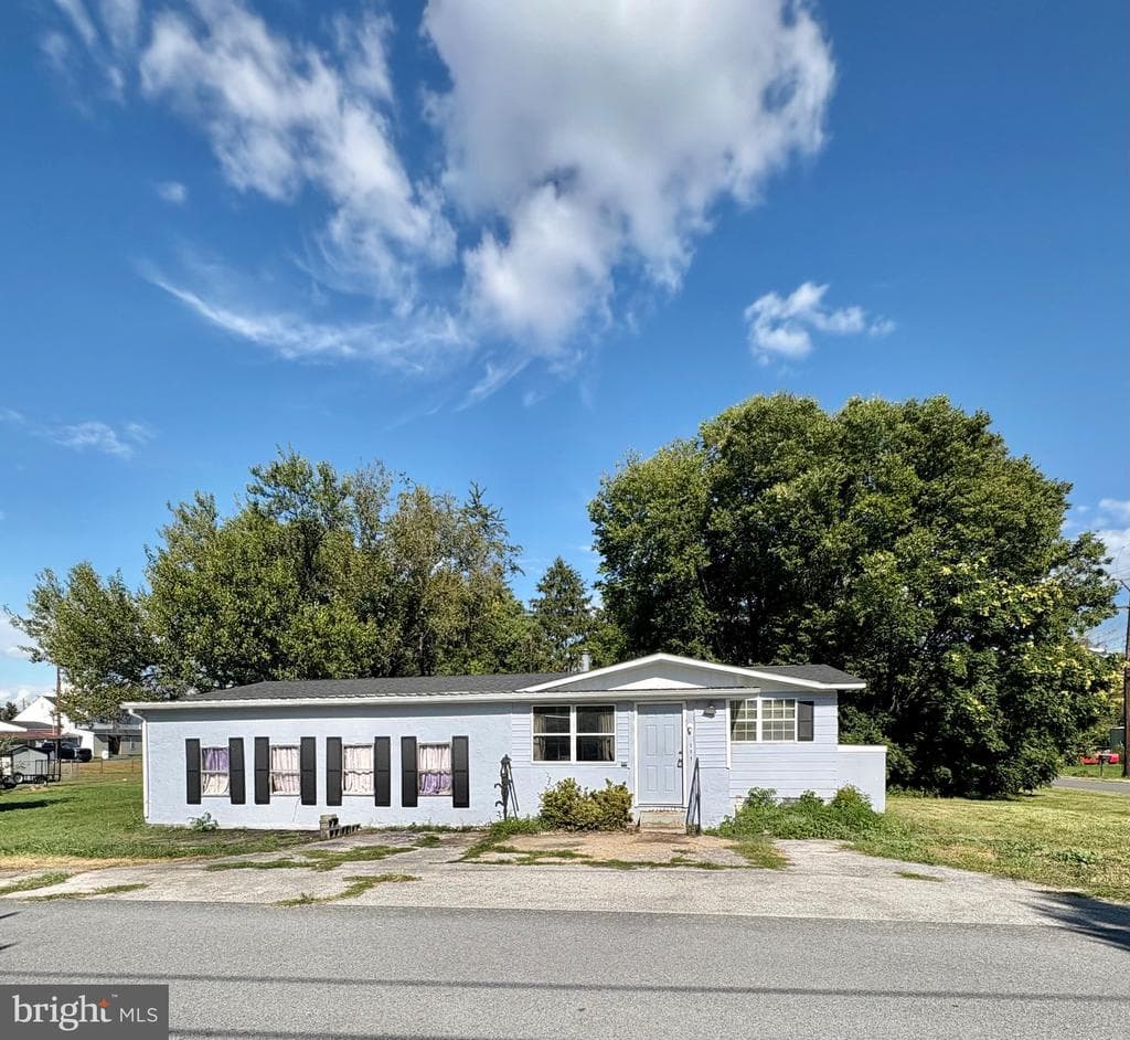 111 S McDonald Street photo 1