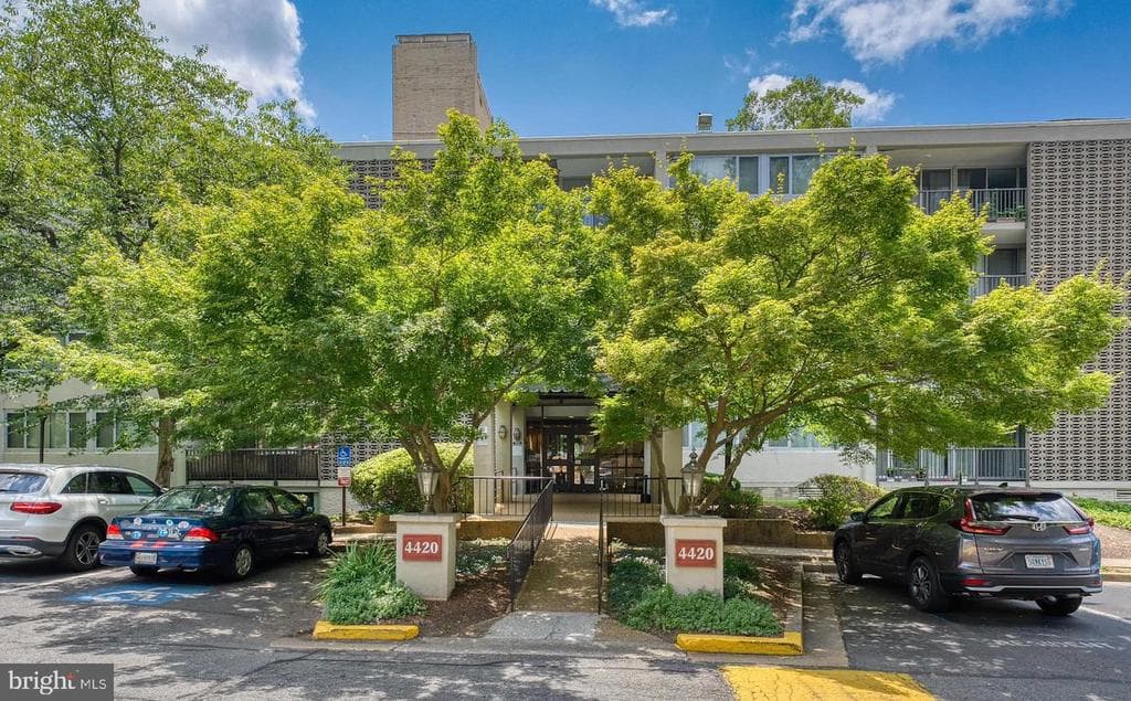 4420 Briarwood Court N #24 photo 1