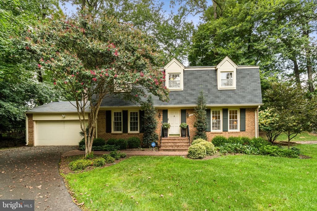 1005 Kerge Court SE photo 1