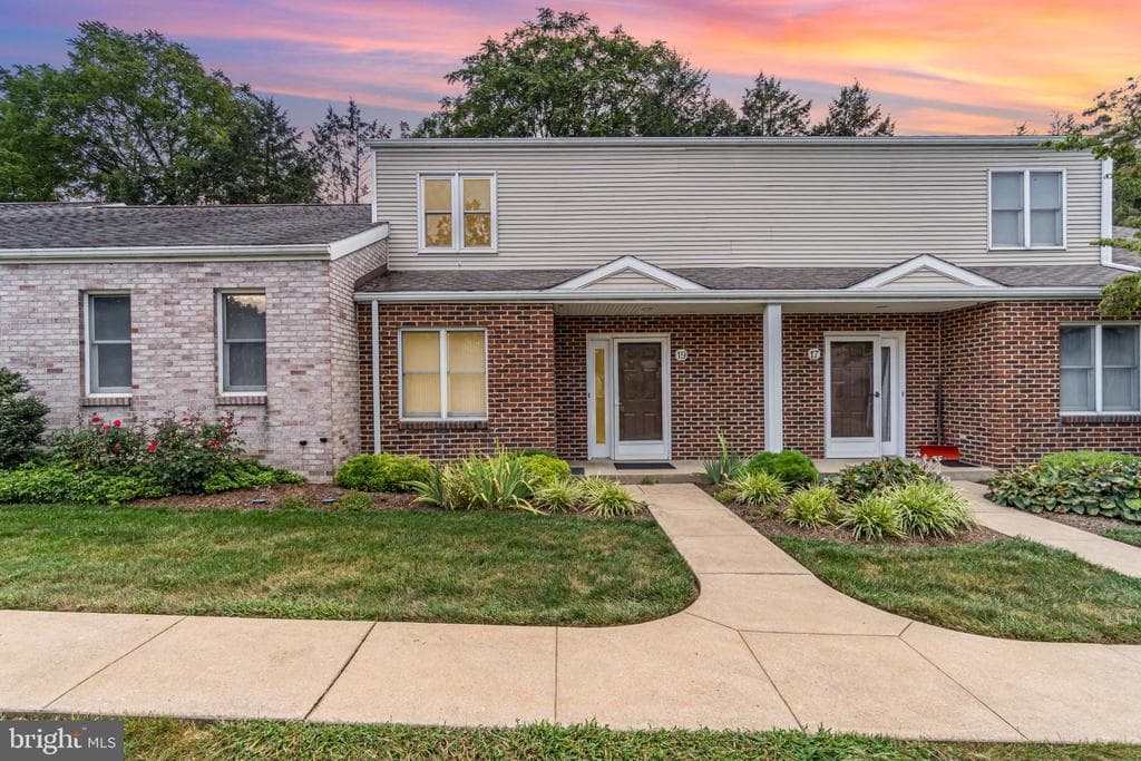19 Woodland Estate photo 1
