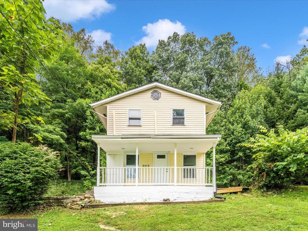 2512 Kaetzel Road photo 1